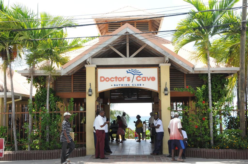 Doctors Cave Beach Hotel Montego Bay Exterior foto